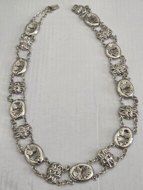 Sterling Silver Antic Leaf Motif Women's Necklace - Silver